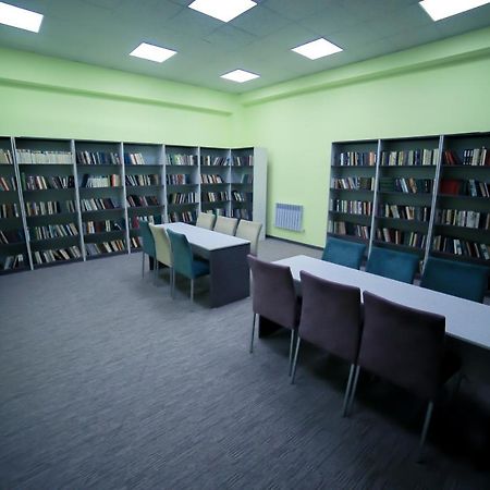 Astra Hotel Almaty Luaran gambar