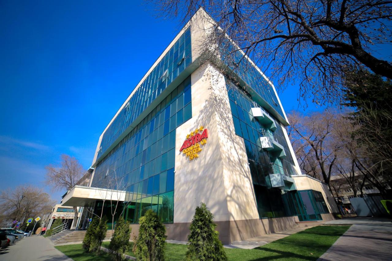 Astra Hotel Almaty Luaran gambar