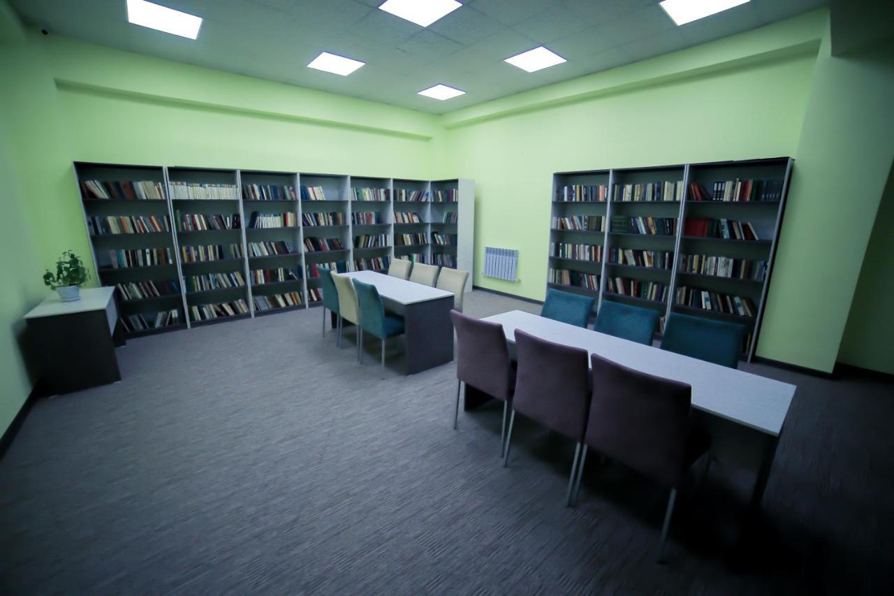Astra Hotel Almaty Luaran gambar